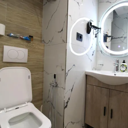 Reni Risi Deluxe Sarande