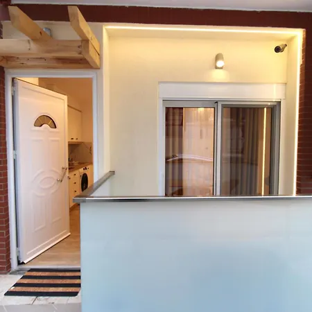 Reni Risi Deluxe * Saranda