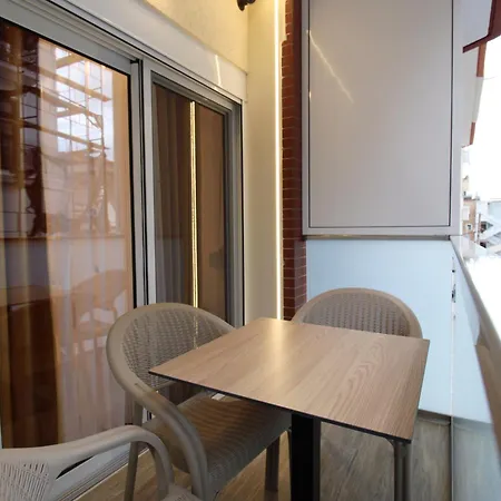 Reni Risi Deluxe * Saranda